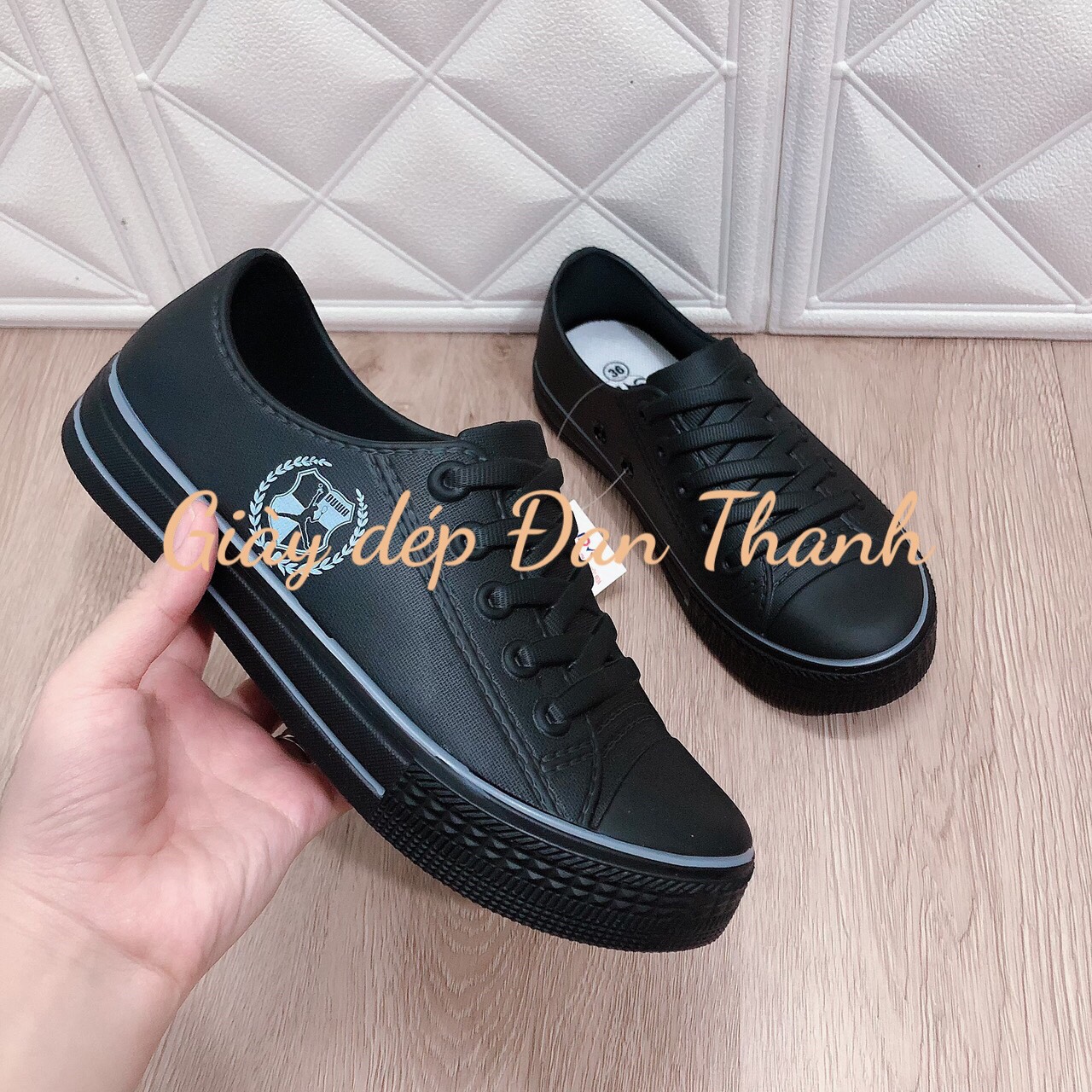 [HCM]GIÀY BATA NHỰA DW (KHÔNG DÂY) HỌC SINH SINH VIÊN BẤT CHẤP NẮNG MƯA MẪU MỚI NAM NỮ