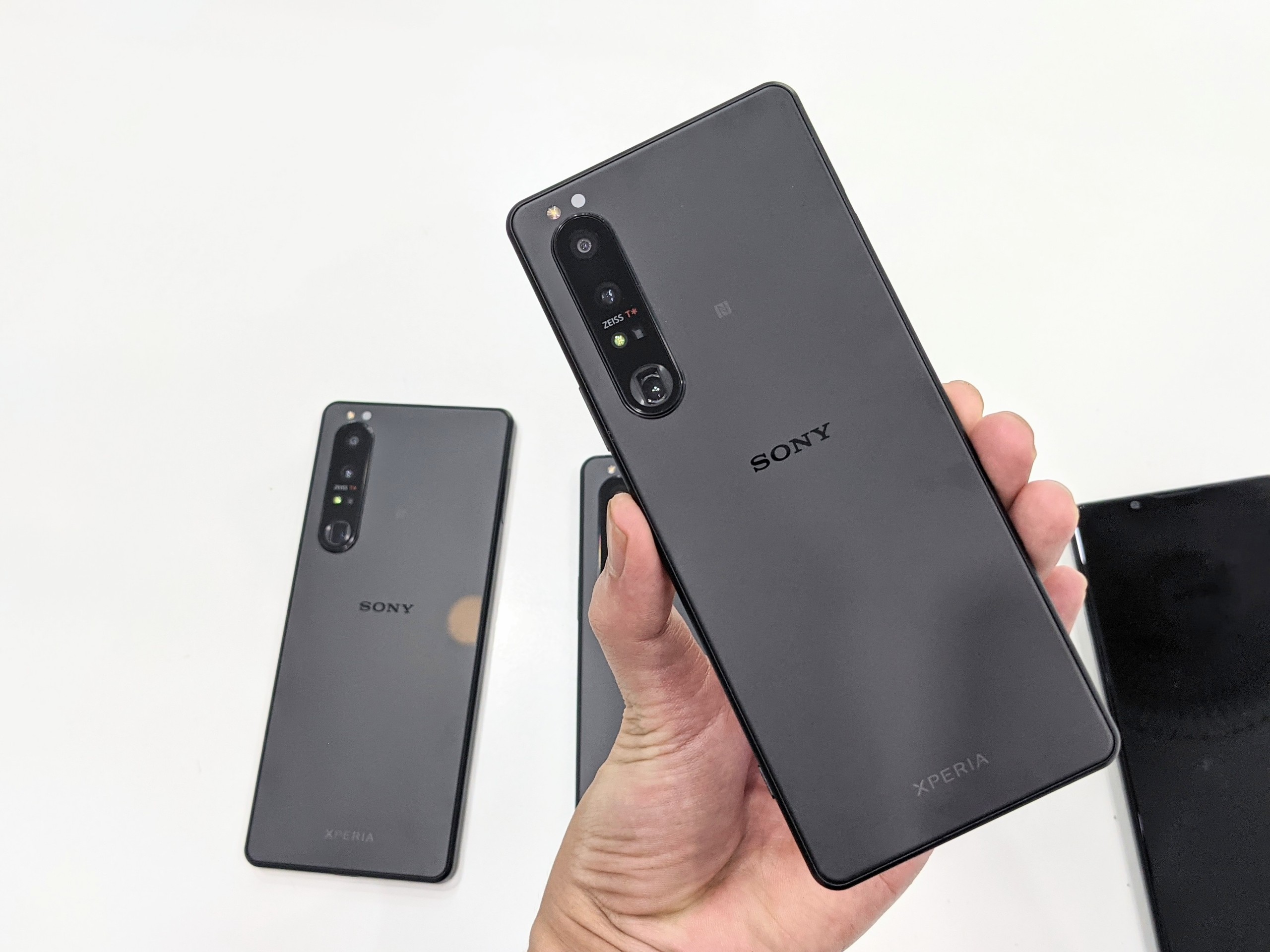 Điện thoại sony xperia 1 iii quốc tế 2sim | siêu màn 4k hdr, ram 12/256gb | mua tại playmobile