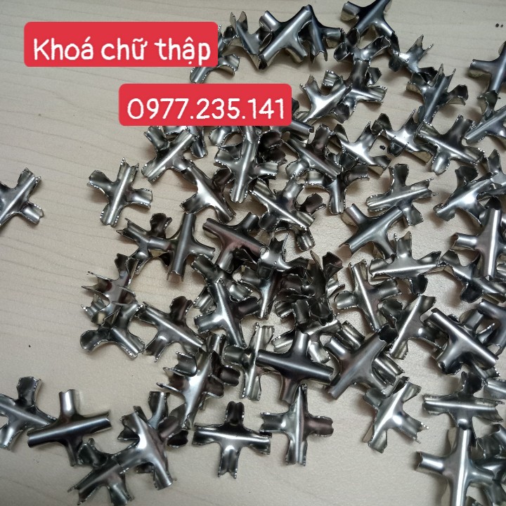 100 chiếc Khóa cáp chữ thập, Kẹp chì lưới an toàn ban công, cửa sổ,thi công lắp đặt lưới an toàn ban công cầu thang