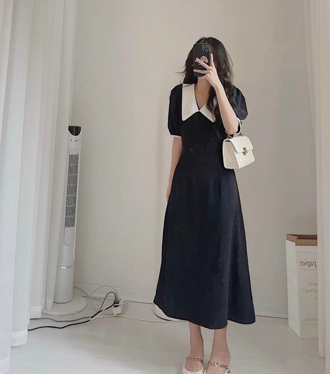 Đầm đen cổ trắng form dài