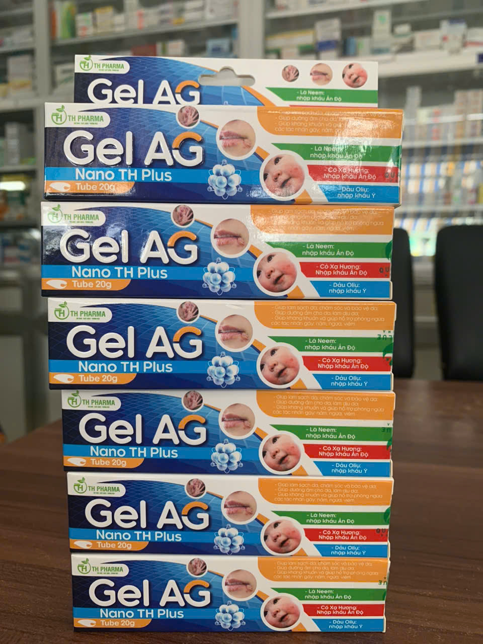Gel kháng khuẩn và làm sạch da GEL AG NANO PLUS TH - Tuýp 20g