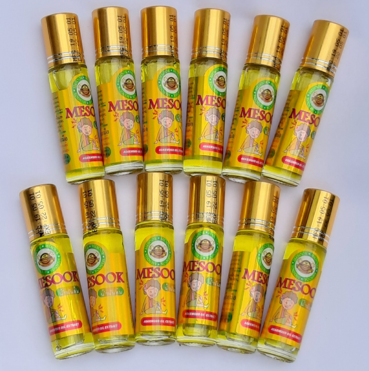 [Chuẩn Thái] Dầu lăn dầu Gió vàng Thảo Dược MESOOK Oil 8ml dầu nóng đau nhức xương khớp, khử mùi hôi cơ thể nách,chân, giảm stress, giảm béo