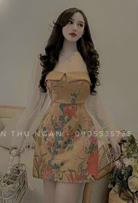 Đầm hoa phối lưới có mút và quần trong bốn màu ( xanh đậm, xanh nhạt, vàng và hồng )