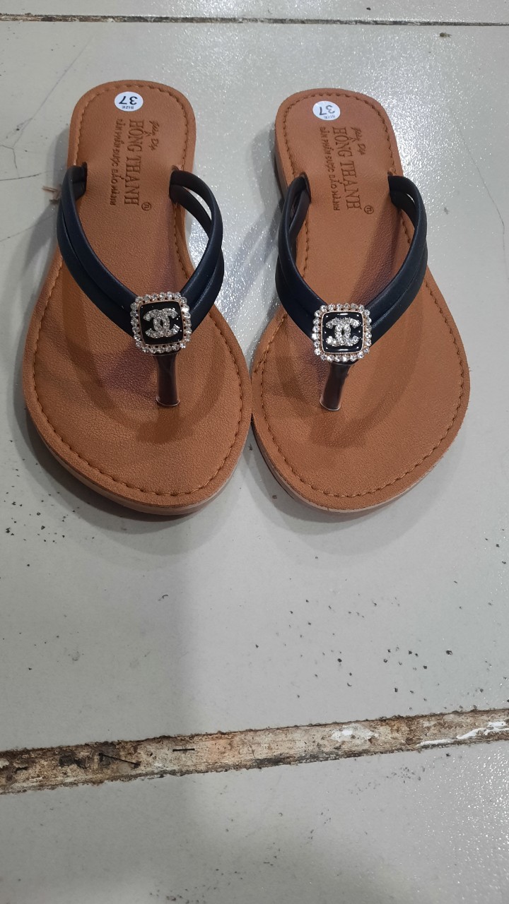 Dép xỏ ngón cực xinh