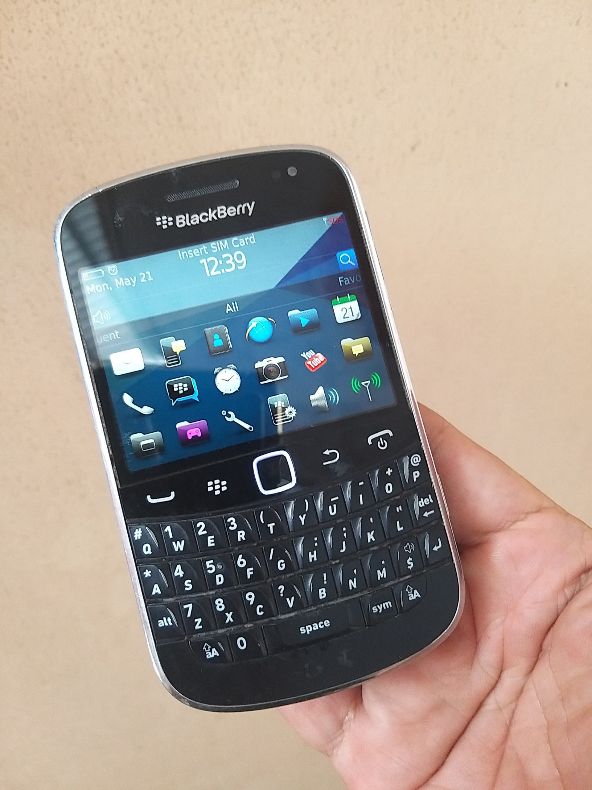 Blackberry Bold 9000