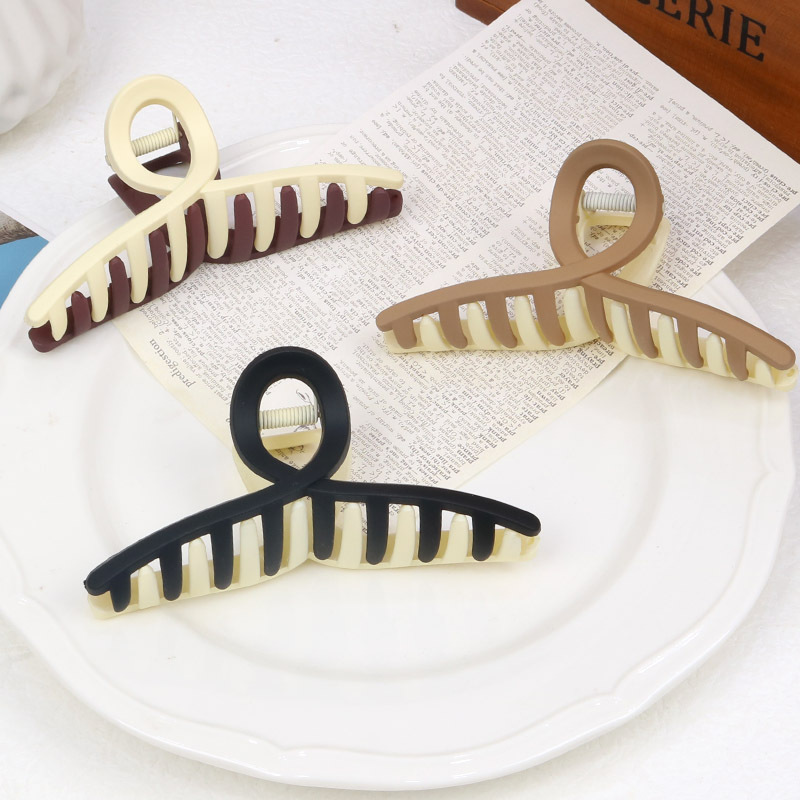 Kẹp tóc càng cua đuôi cá 2 màu 11cm