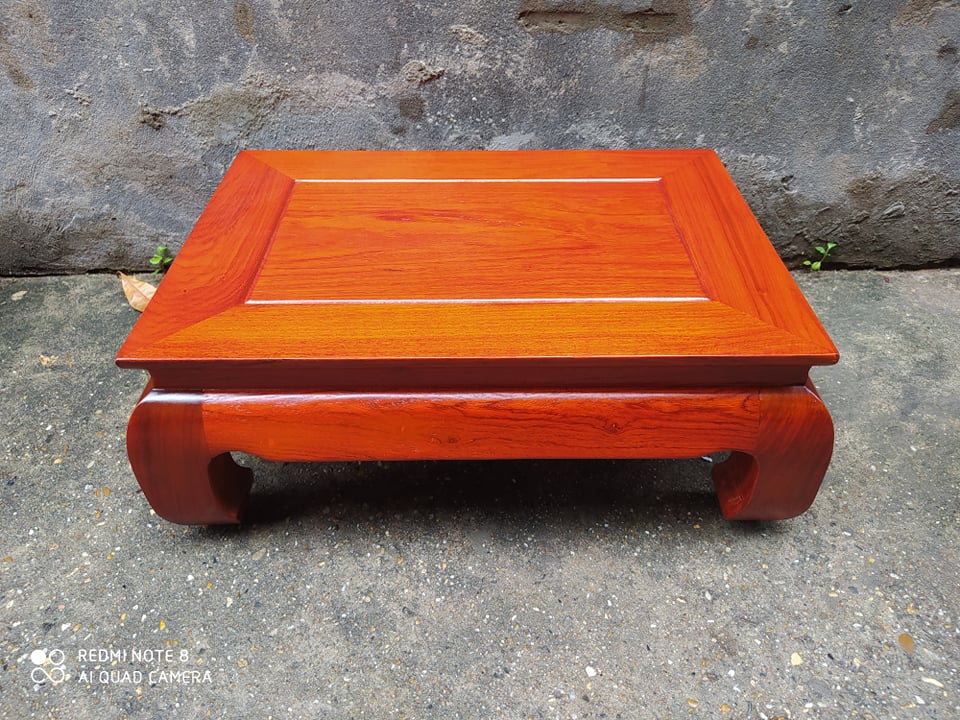 Bàn trà gỗ hương (kích thước 35 x 50 x 18 cm)