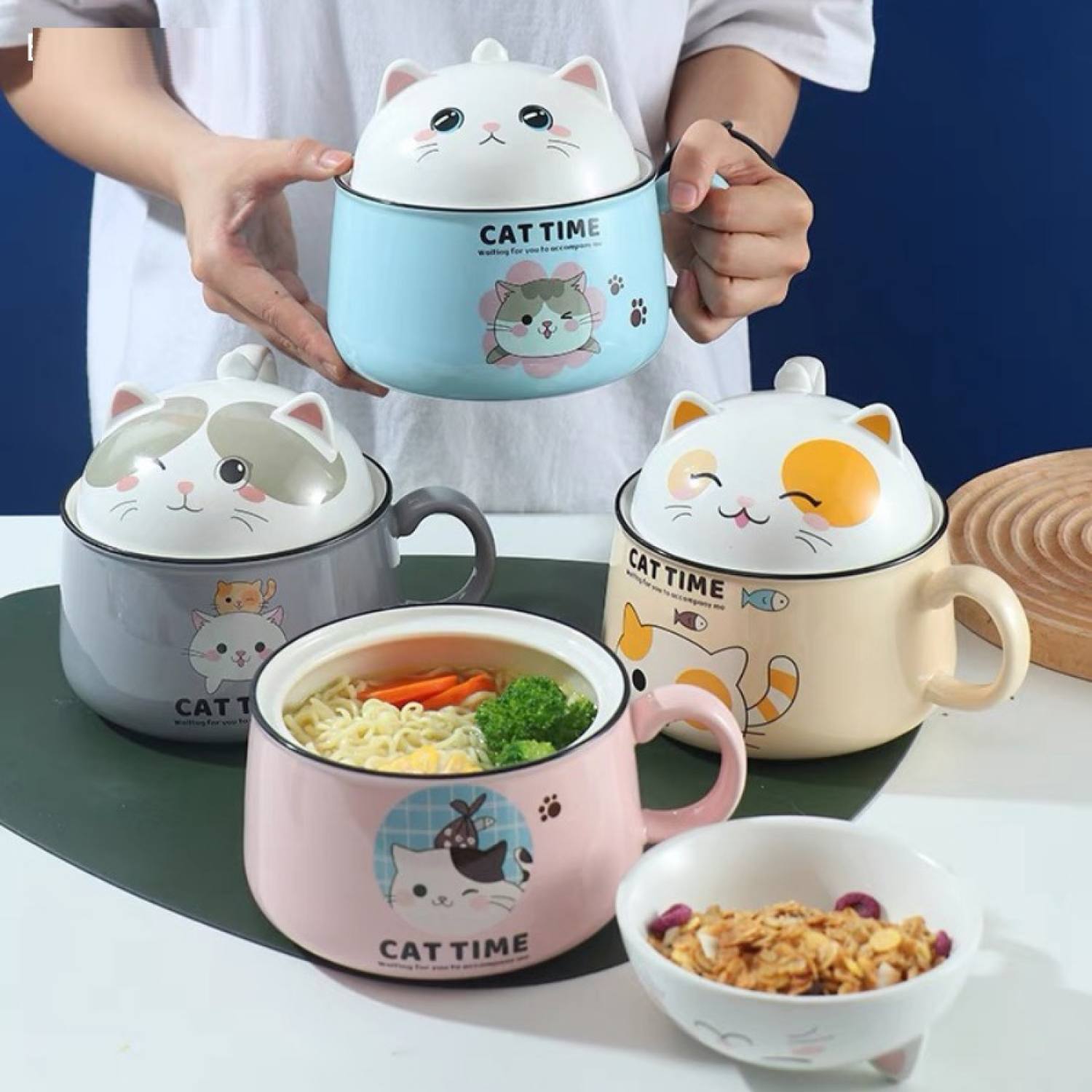 Tô sứ cầm tay, tô sứ cat time ăn mỳ kích thước 15.5cm x 9 cm