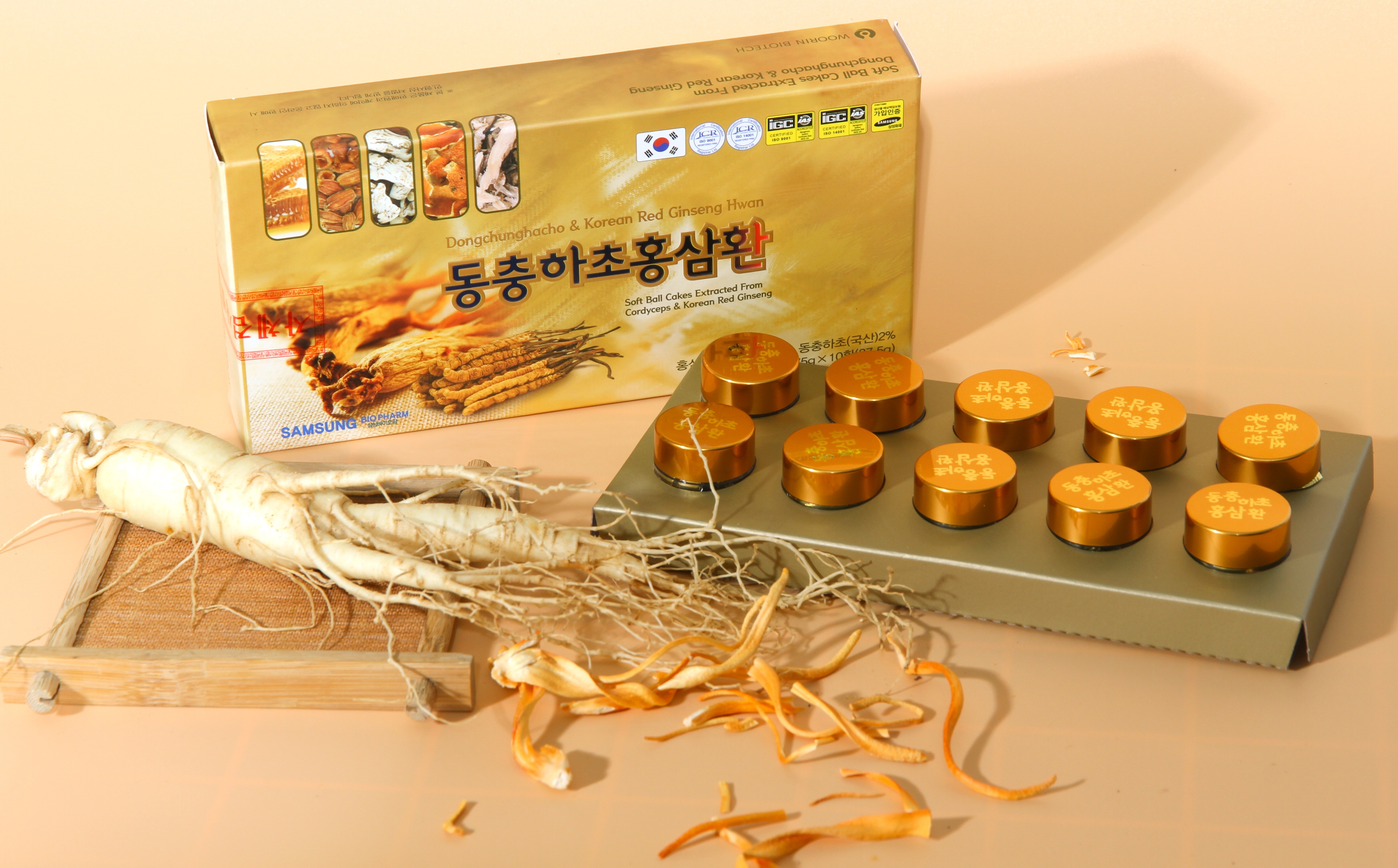 Hồng sâm đông trùng