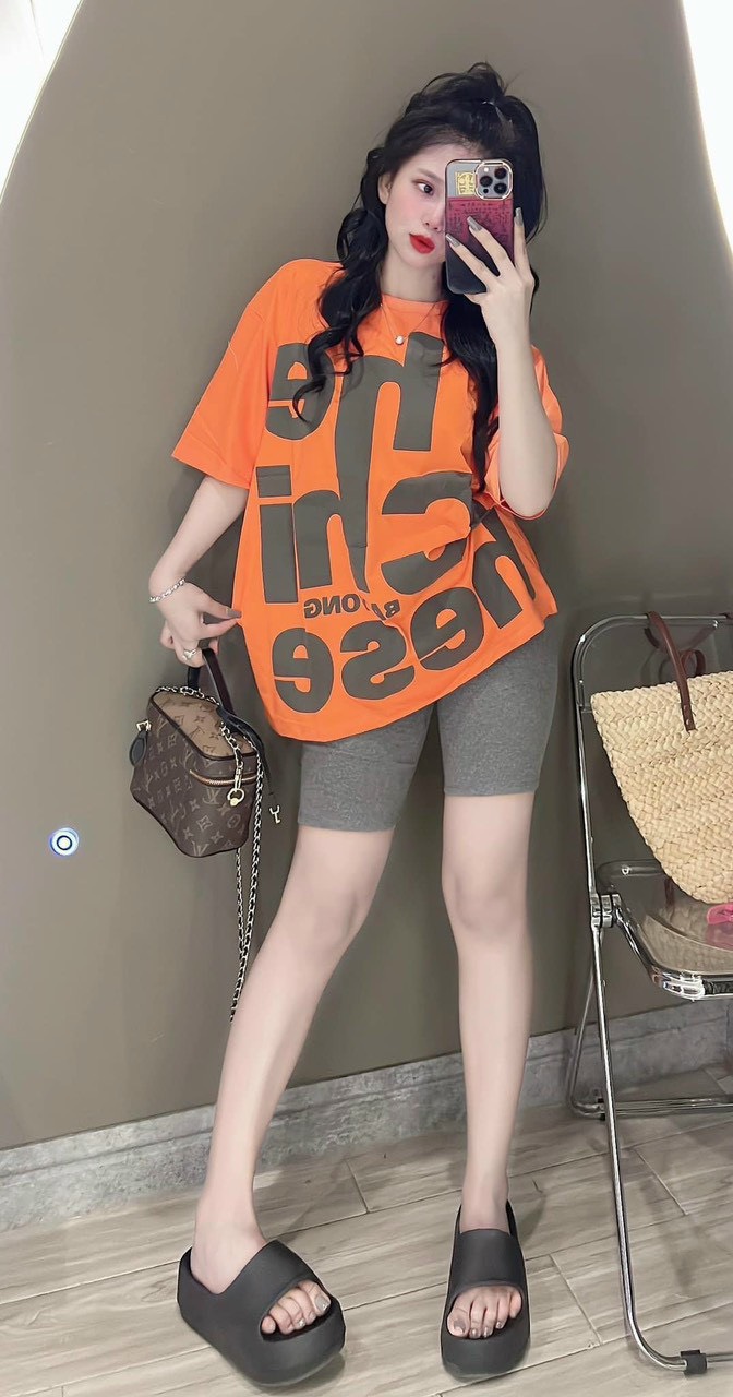 Set bộ đồ nữ ngố vải thun thái mát mẻ áo thun phông rộng in chữ dập nổi phối quần legging ngố với 3 tone màu nổi bật tôn da tôn dáng