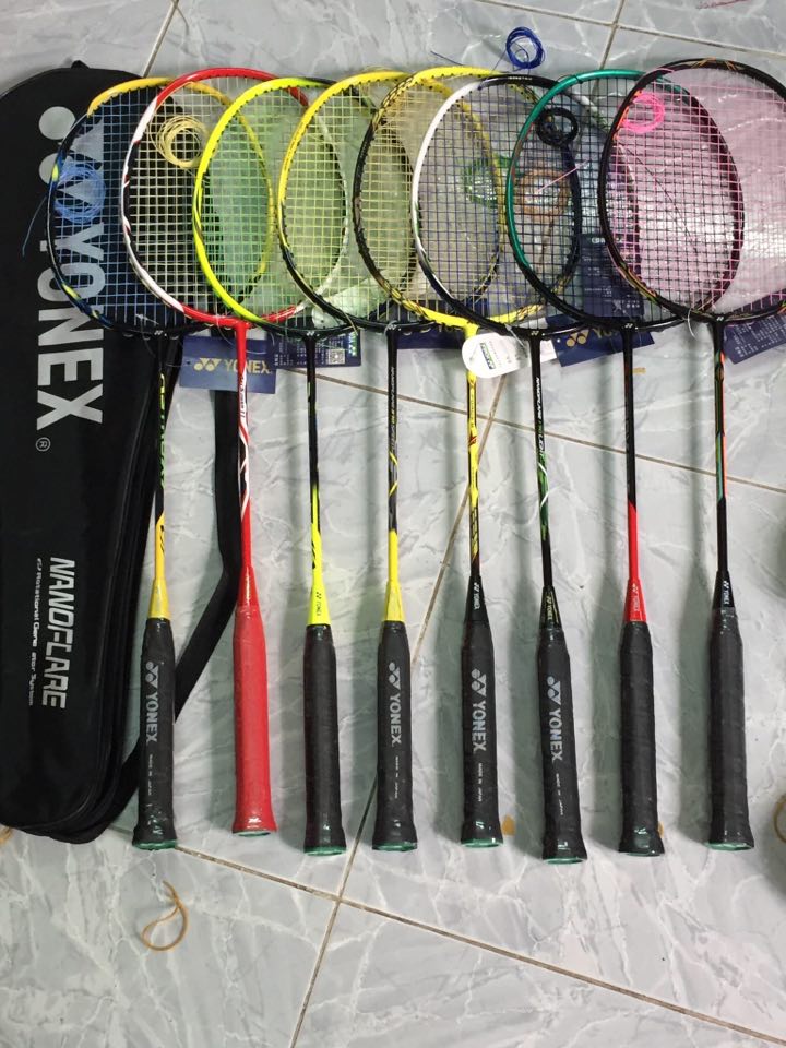 Vợt yonex full carbon đã đan cước sẵn 9,5 kg tặng cuốn cán