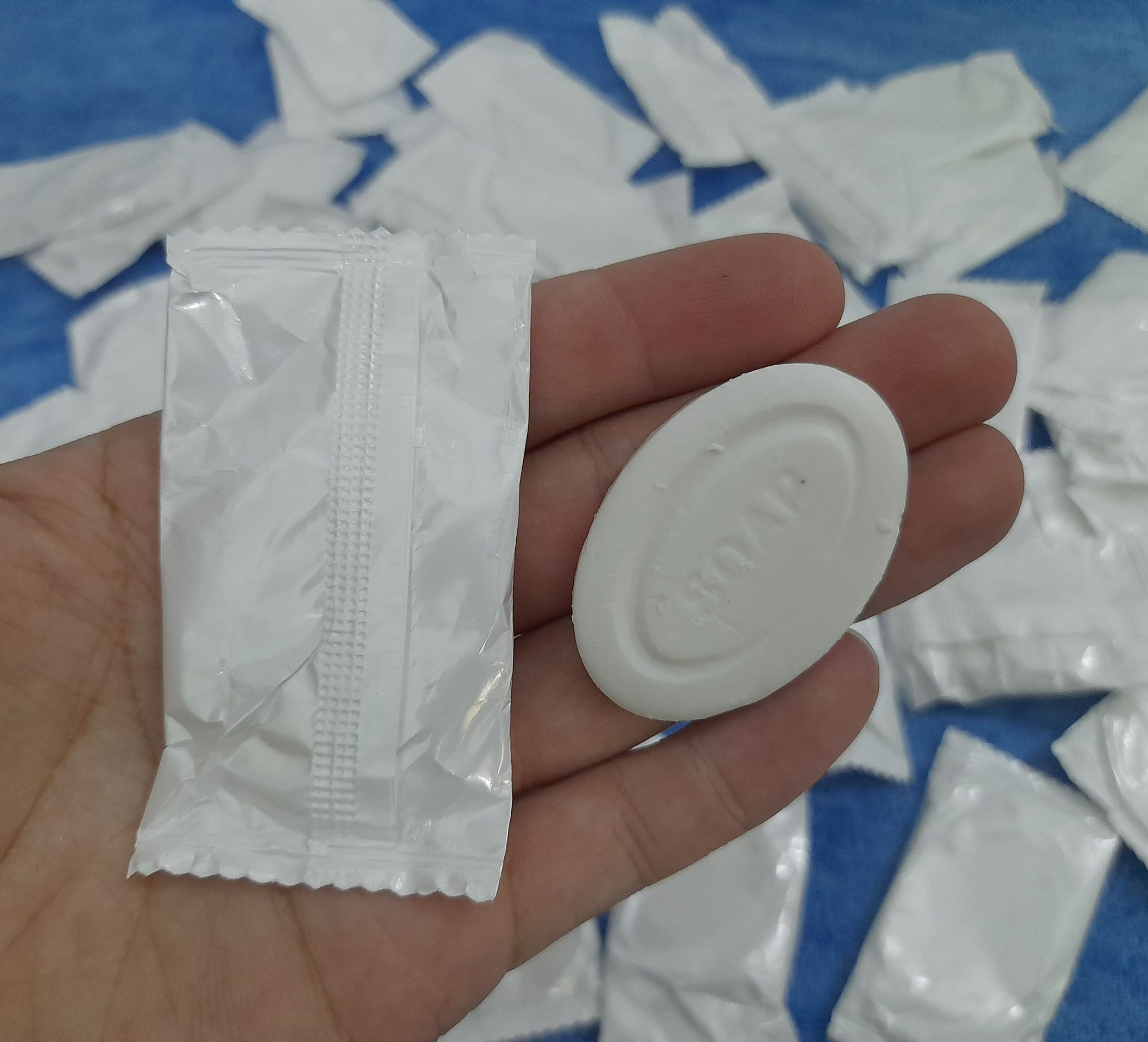 Combo 100 cục xà bông dùng trong khách sạn nhà nghĩ homestay 7g/1 cục