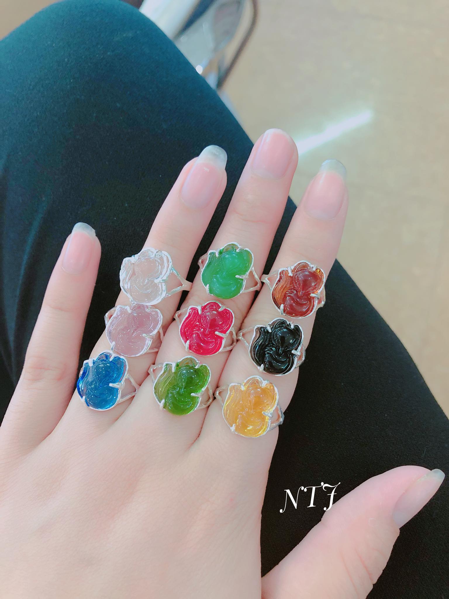 Nhẫn hồ ly bạc đủ màu hợp mệnh