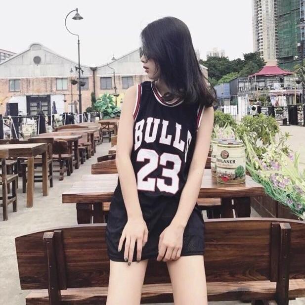 [HCM]Áo Thun Nữ Sát Nách BULL SỐ 23 Cá Tính Bmind EVA AO 10302S1