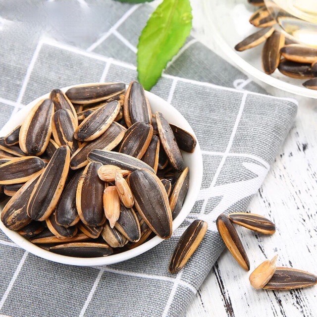 1KG HƯỚNG DƯƠNG TẨM VỊ CARAMEN GIÒN TAN THƠM NGON TÚI ZIP