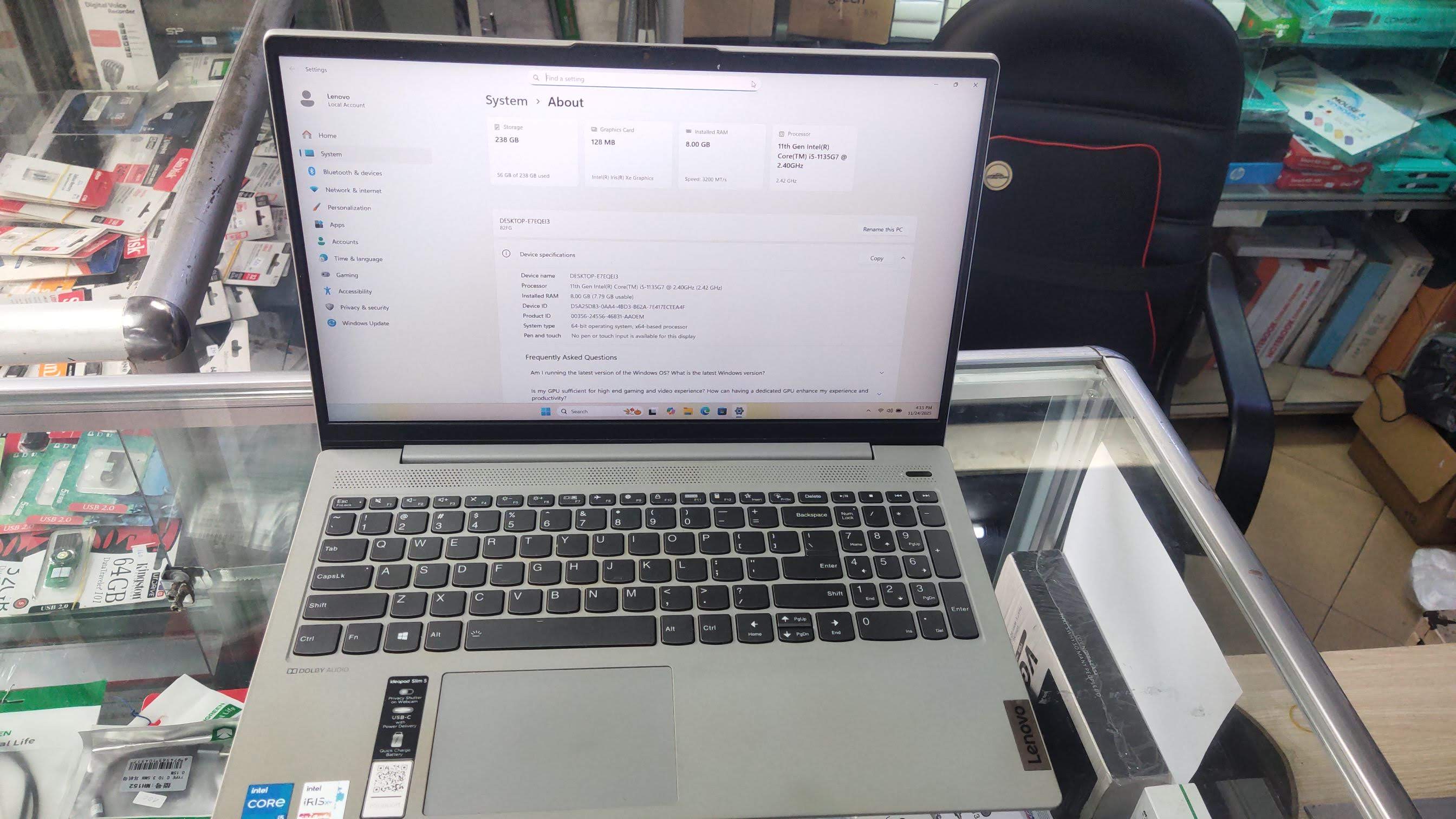 Thanh lý laptop Lenovo IdeaPad 5 (i5-1135G7/ 8GB/ 256GB) (đã qua sử dụng)