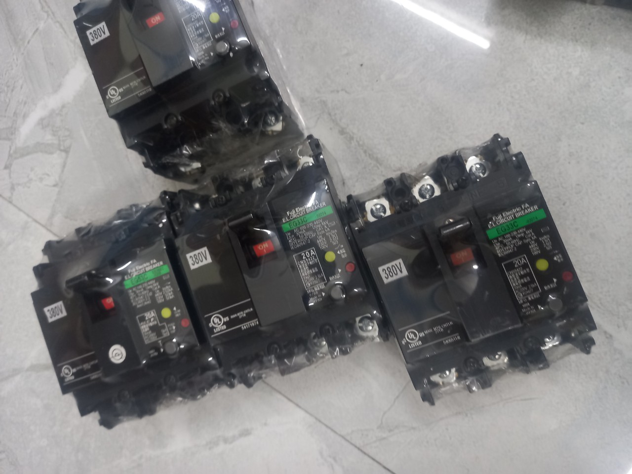 Aptomat chống giật 3 pha nhật bản 30a 30ma 380v