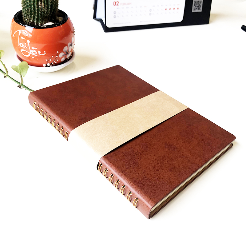 [HCM]Sổ Tay Bìa Da A5 - Da Cực Mềm - Tặng 100 Giấy Nhớ 5 Màu Neon [NÂU]