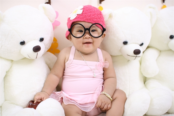 Mắt kính nobita cho bé dễ thương (GIAO MÀU NGẪU NHIÊN)