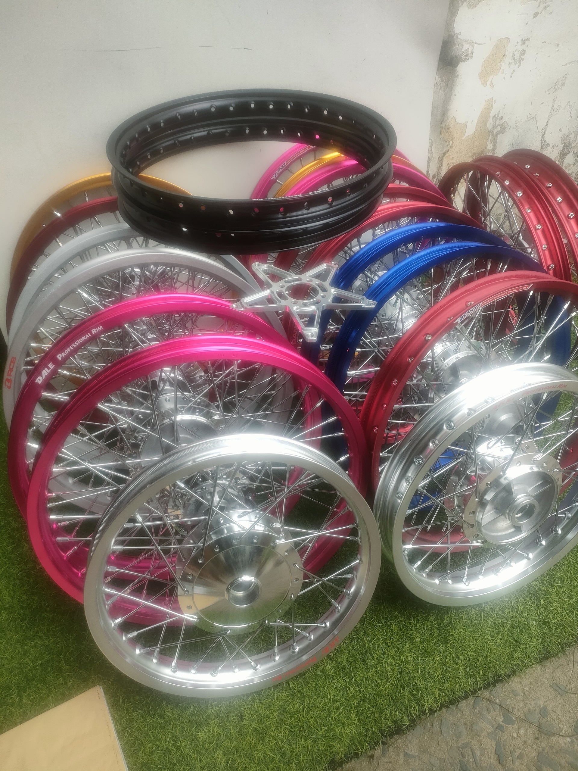 [HCM] CẶP NIỀNG NHÔM BANZAI 1.4 1.4 NHẬP KHẨU THÁI LAN CÓ NHIỀU MÀU LỰA CHỌN GẮN CÁC LOẠI XE