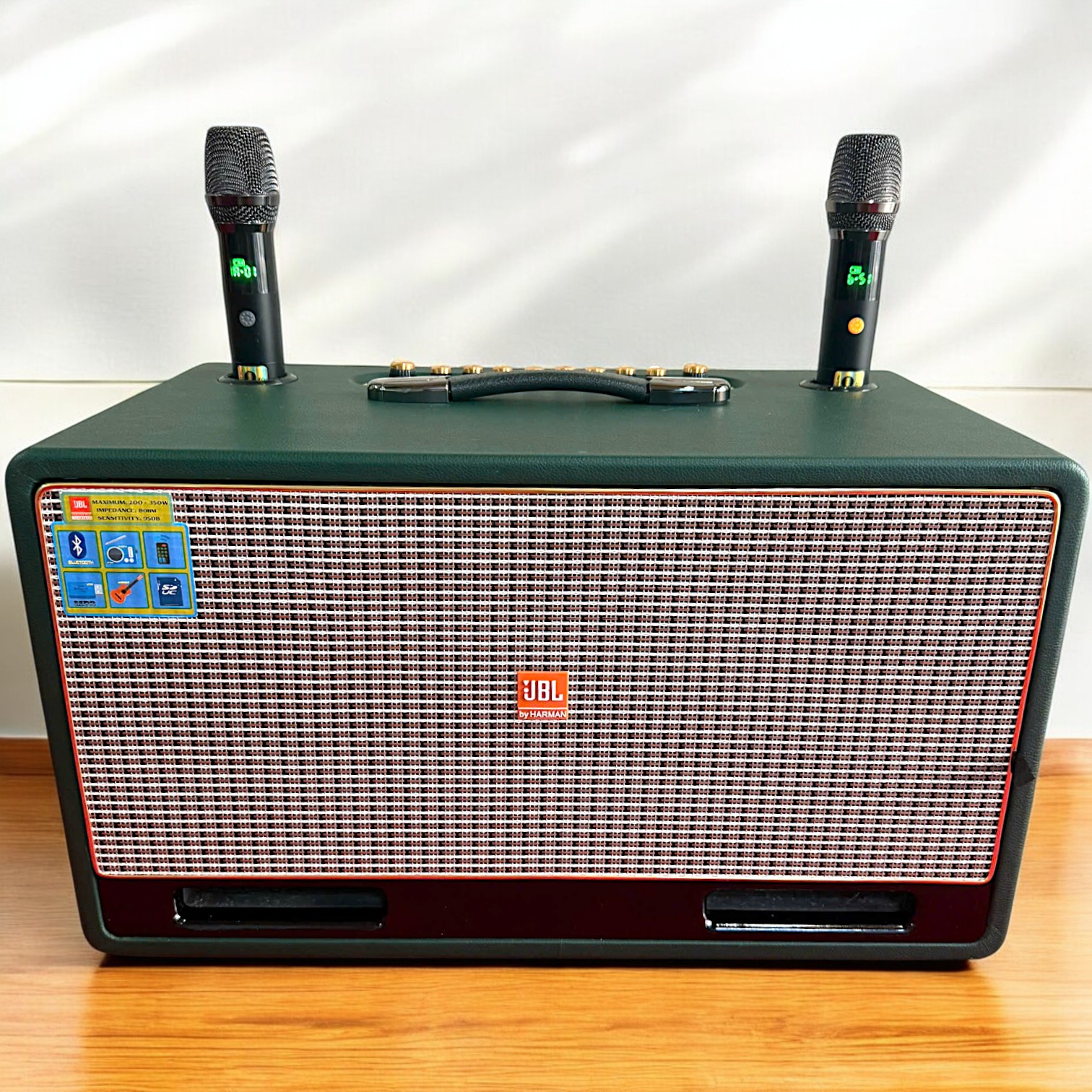 LOA KARAOKE XÁCH TAY JBL BASS 20CM THÙNG GỖ BỌC DA KẾT NỐI BLUETOOTH TẶNG KÈM 2 MICRO CAO CẤP