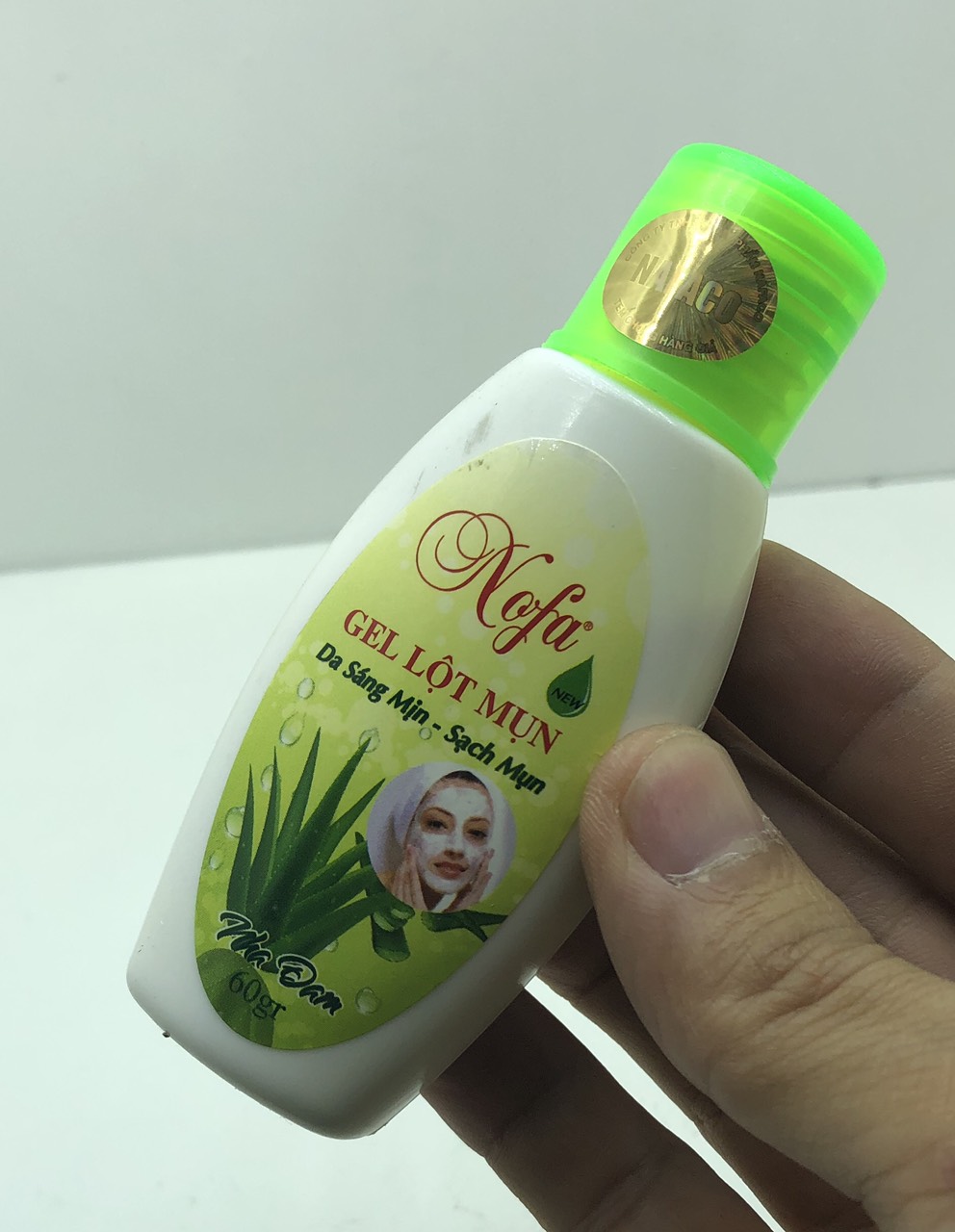 Gel lột Mụn Hút sạch mụn cám, mụn đầu đen Nofa Hủ 60g nha đam kèm giấy