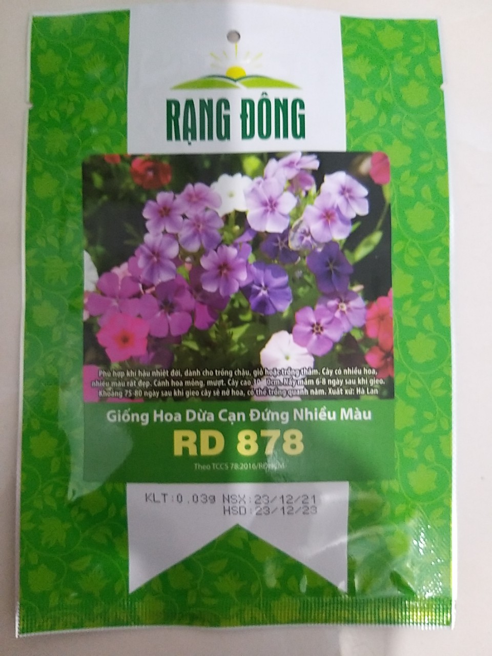 Hạt giống hoa dừa cạn đứng nhiều màu RD 878 gói 0.03g