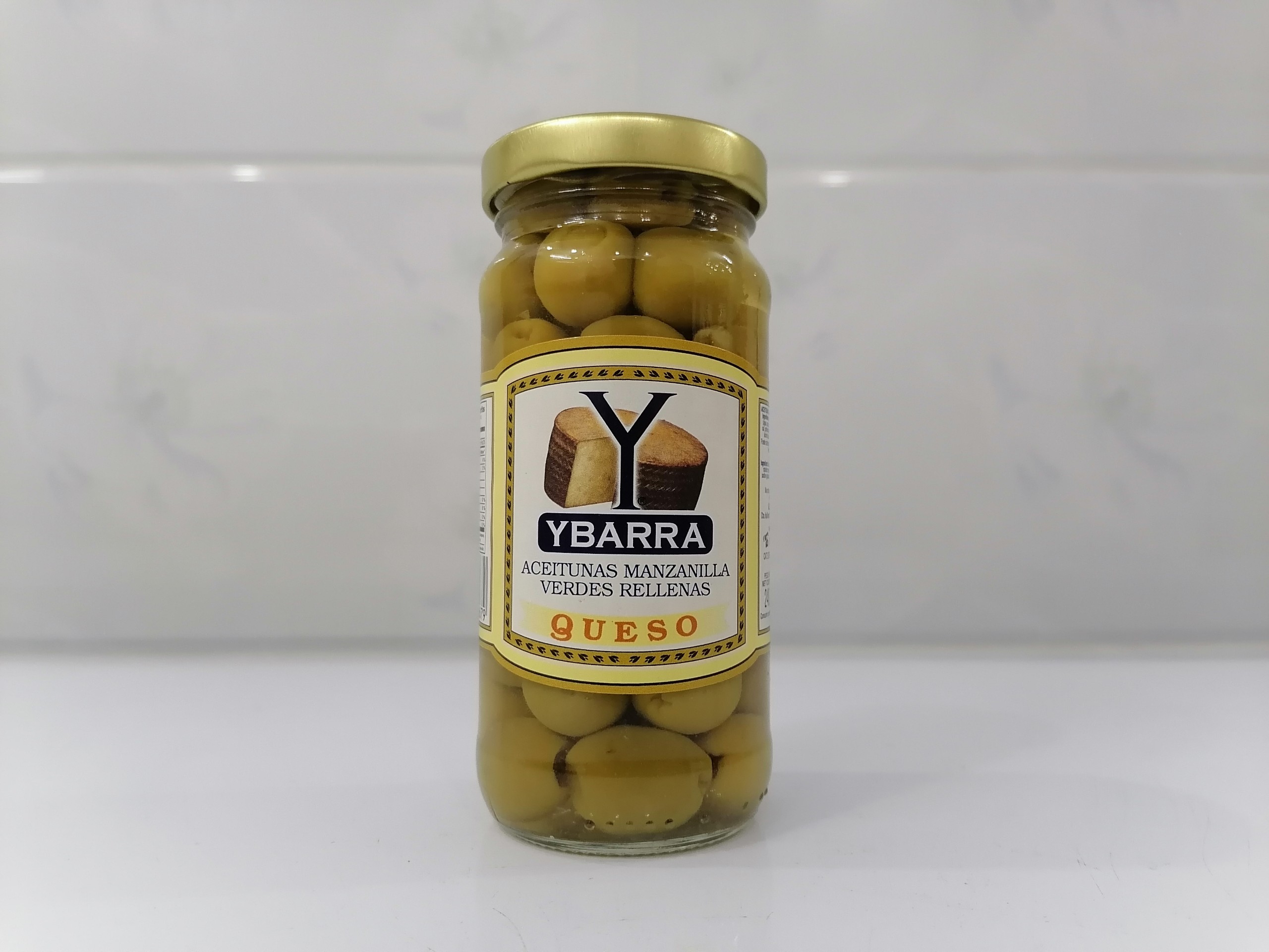 Trái ô liu xanh nhồi ybarra cheese stuffed green olives