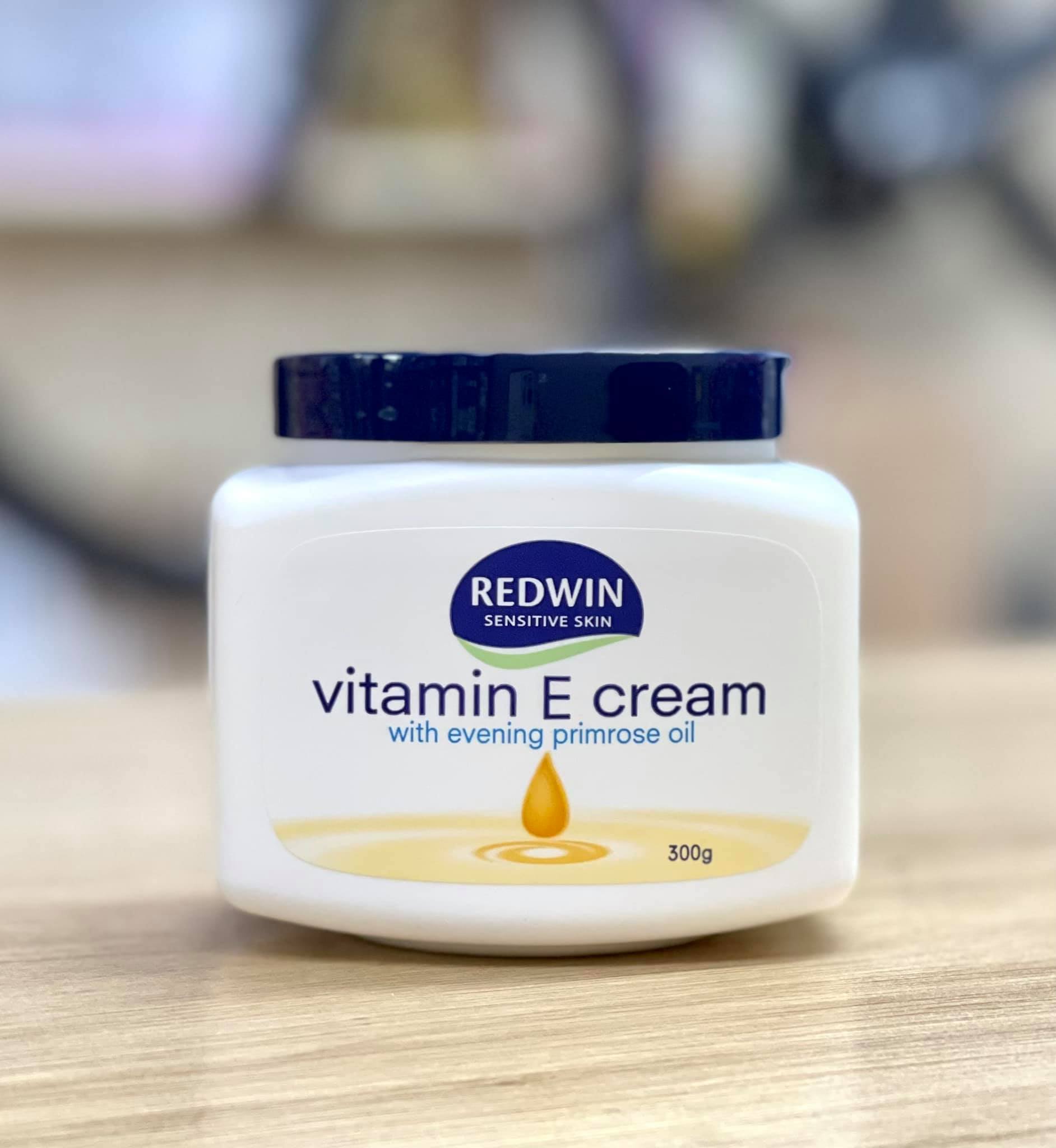Kem vitamin e redwin úc