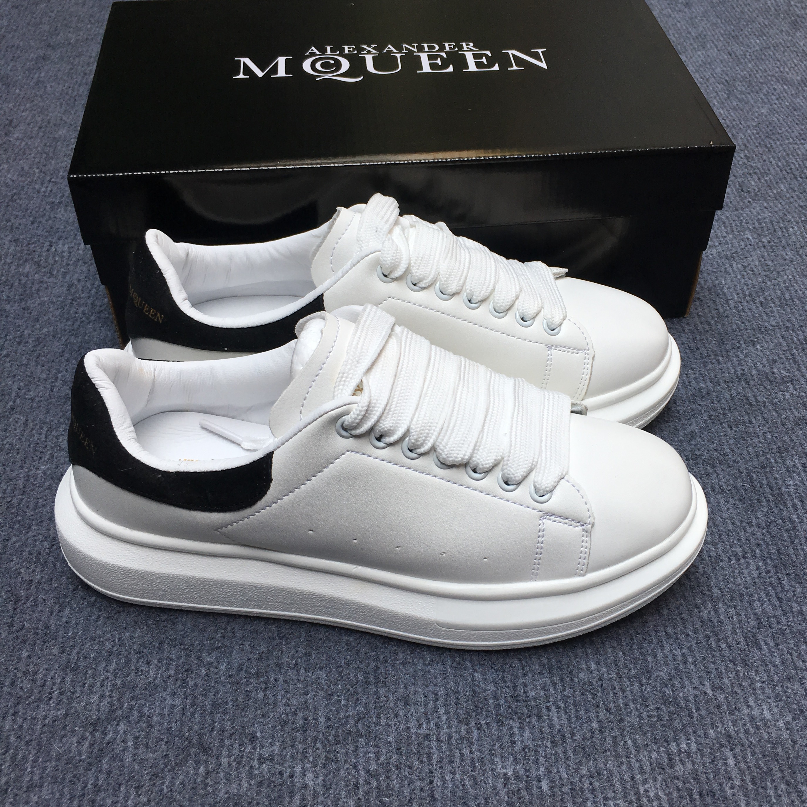 giày alexander mcqueen nam nữ [TẶNG HỘP + DÂY DQ+TẤT+LỌ TẨY]