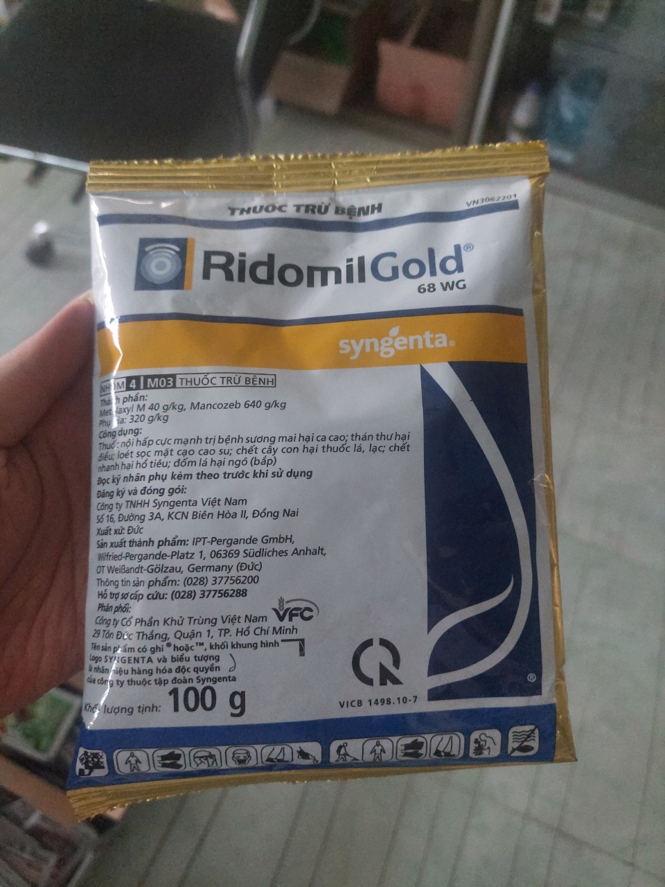 thuoc-tru-nam-benh-cho-cay-trong-ridomild-gold-68wp-cua-tap-doan-syngenta-goi-100g thuoc-tru-nam-benh-cho-cay-trong-ridomild-gold-68wp-cua-tap-doan-syngenta-goi-100g