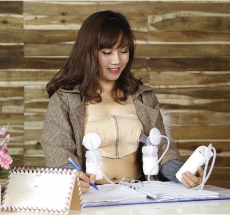 Máy hút sữa điện đôi tặng áo hút rảnh tay