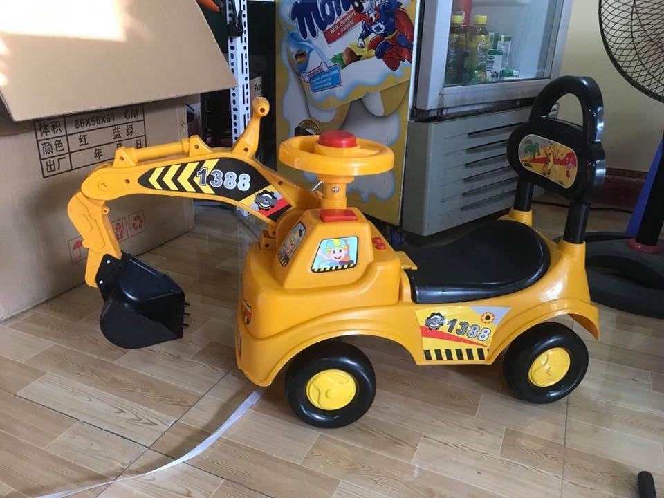XE CẨU CHÒI CHÂN. ĐỒ CHƠI CHO BÉ
