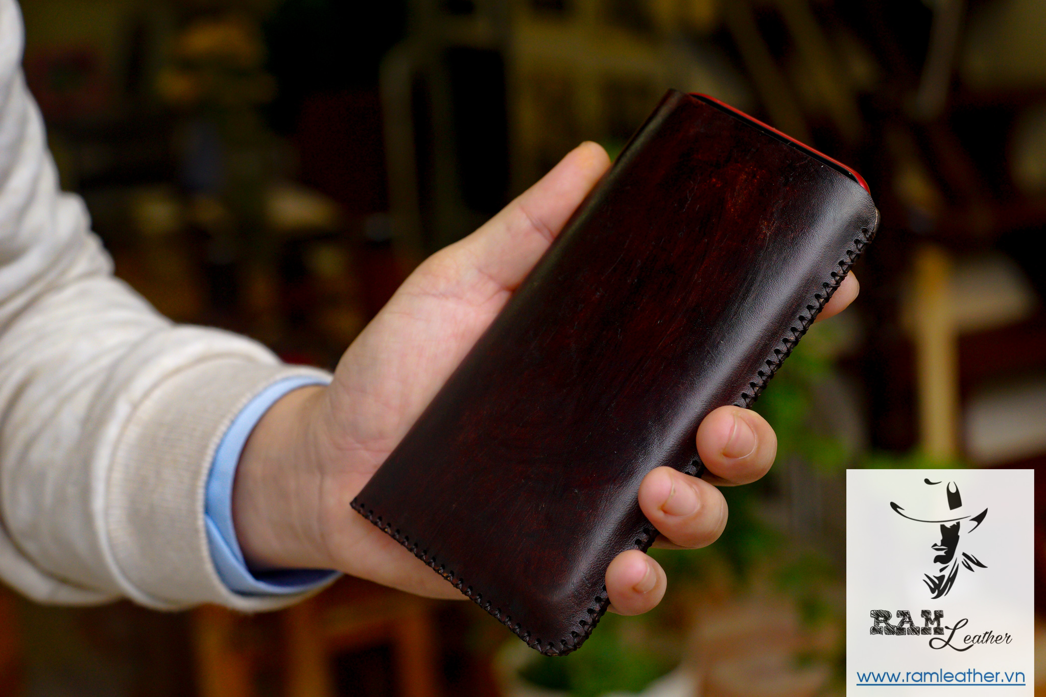 Bao da siêu bền black.berry da bò thật màu chocolate key1/ key2 hàng chính hãng ram leather