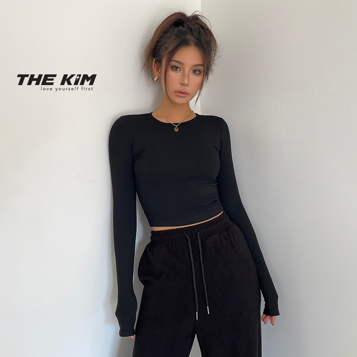 THE KIM AD119 Áo croptop dài tay cổ tròn , thun tăm trơn basic cho nữ ôm sát body