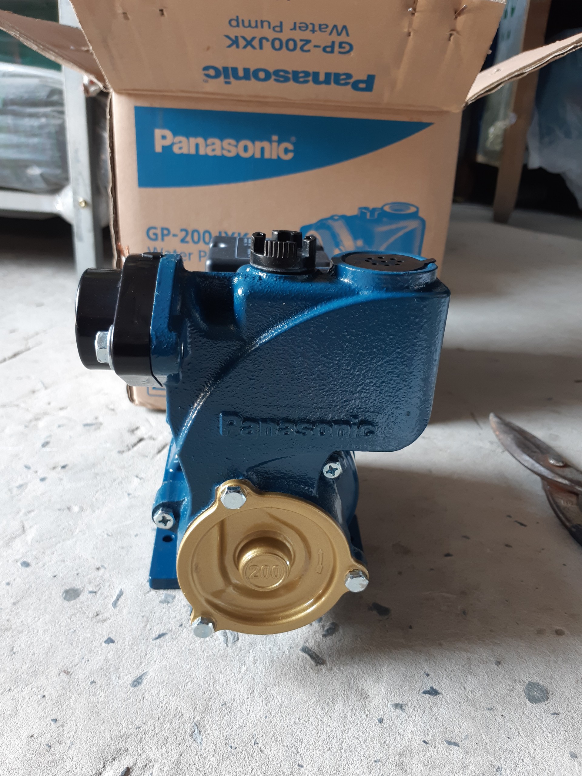 Máy bơm panasonic gp-200jxk