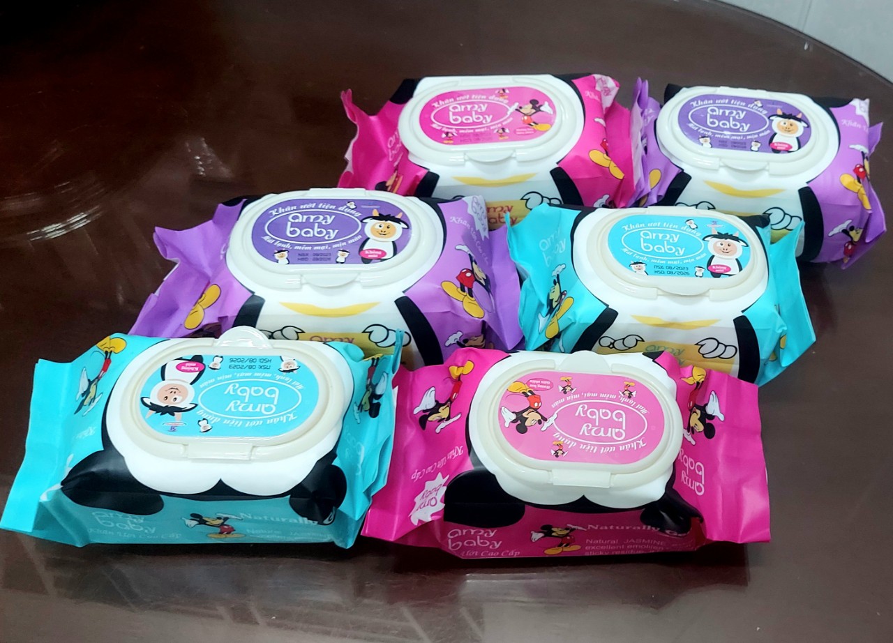Combo 3 Khăn Ướt Cao Cấp AMY BABY 50 Tờ – Kháng Khuẩn, Không Mùi, Không Cồn, Khổ Lớn 18x24cm, Dịu Nhẹ Cho Da Bé