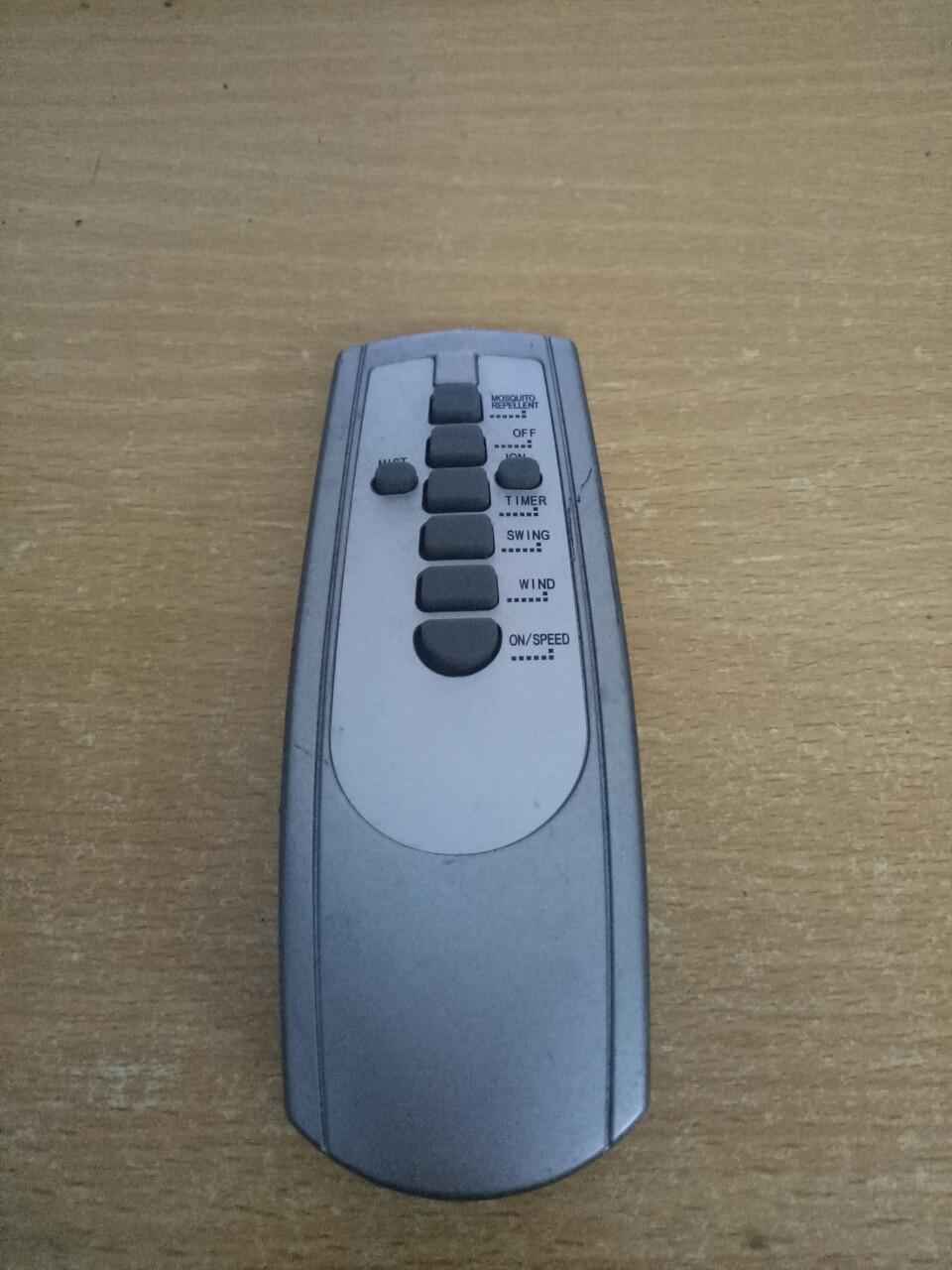 Điều khiển từ xa quạt Saiko