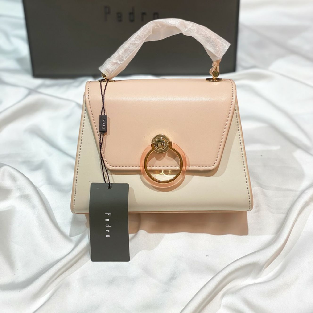 Túi xách mẫu mới size 19 cm PW2-55210019