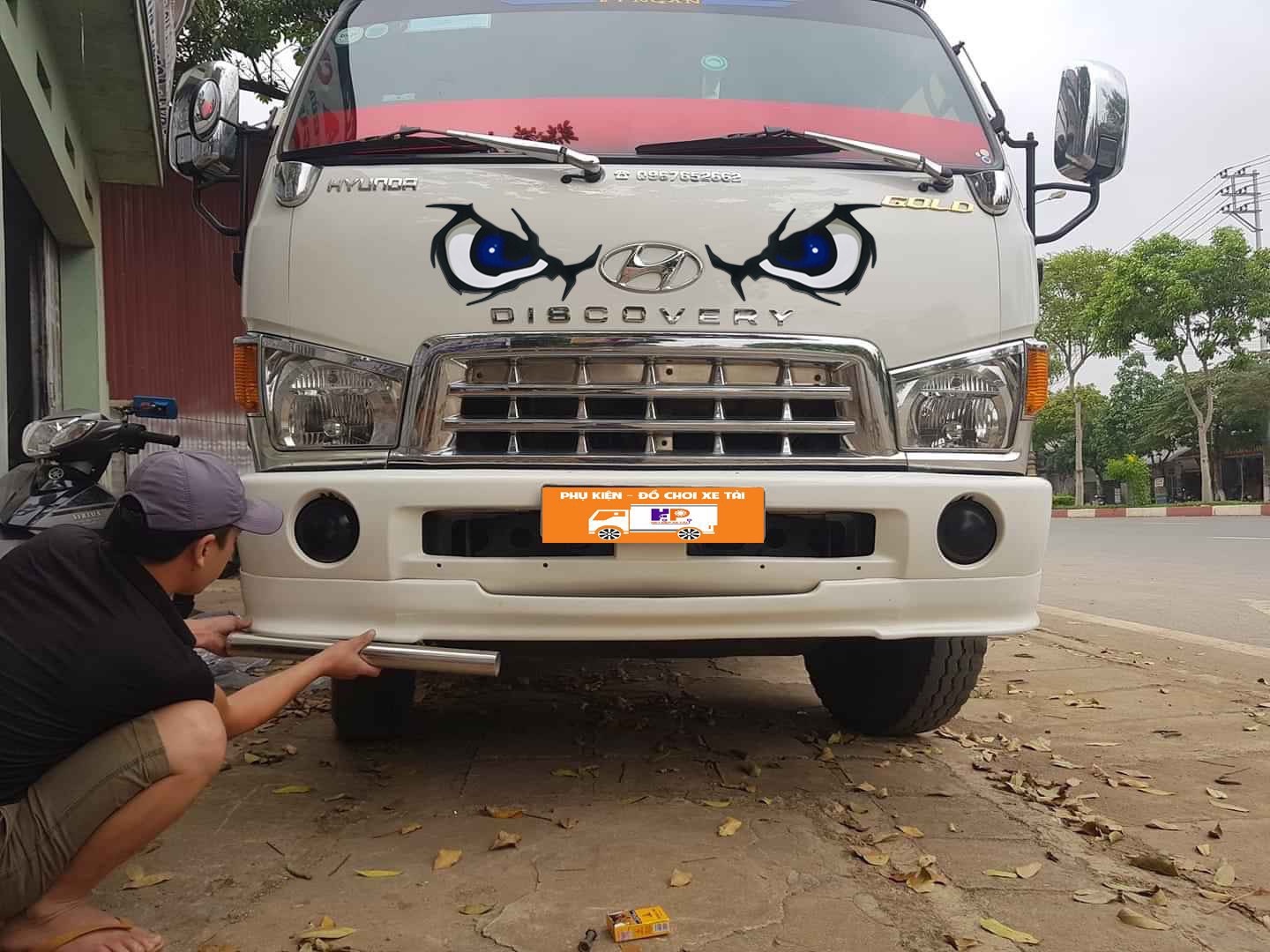 [FreeShip] [Giá hủy diệt] Tem DÁN HÌNH ĐÔI MẮT CHO XE TẢI Có 2 KT : 18X30cm, 28X40cm 2022