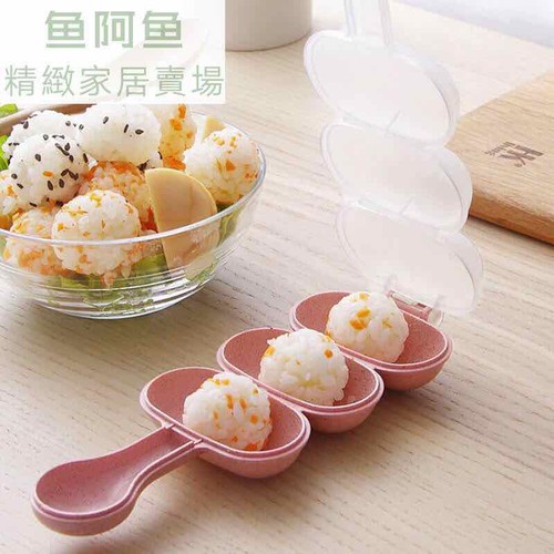 Dụng cụ làm cơm nắm tiện lợi cho bé