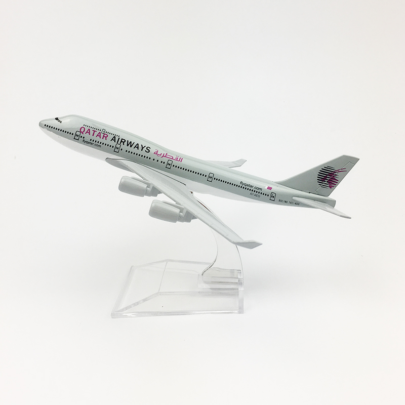 Mô hình máy bay tĩnh Qatar Airways 16cm + đế trưng bày
