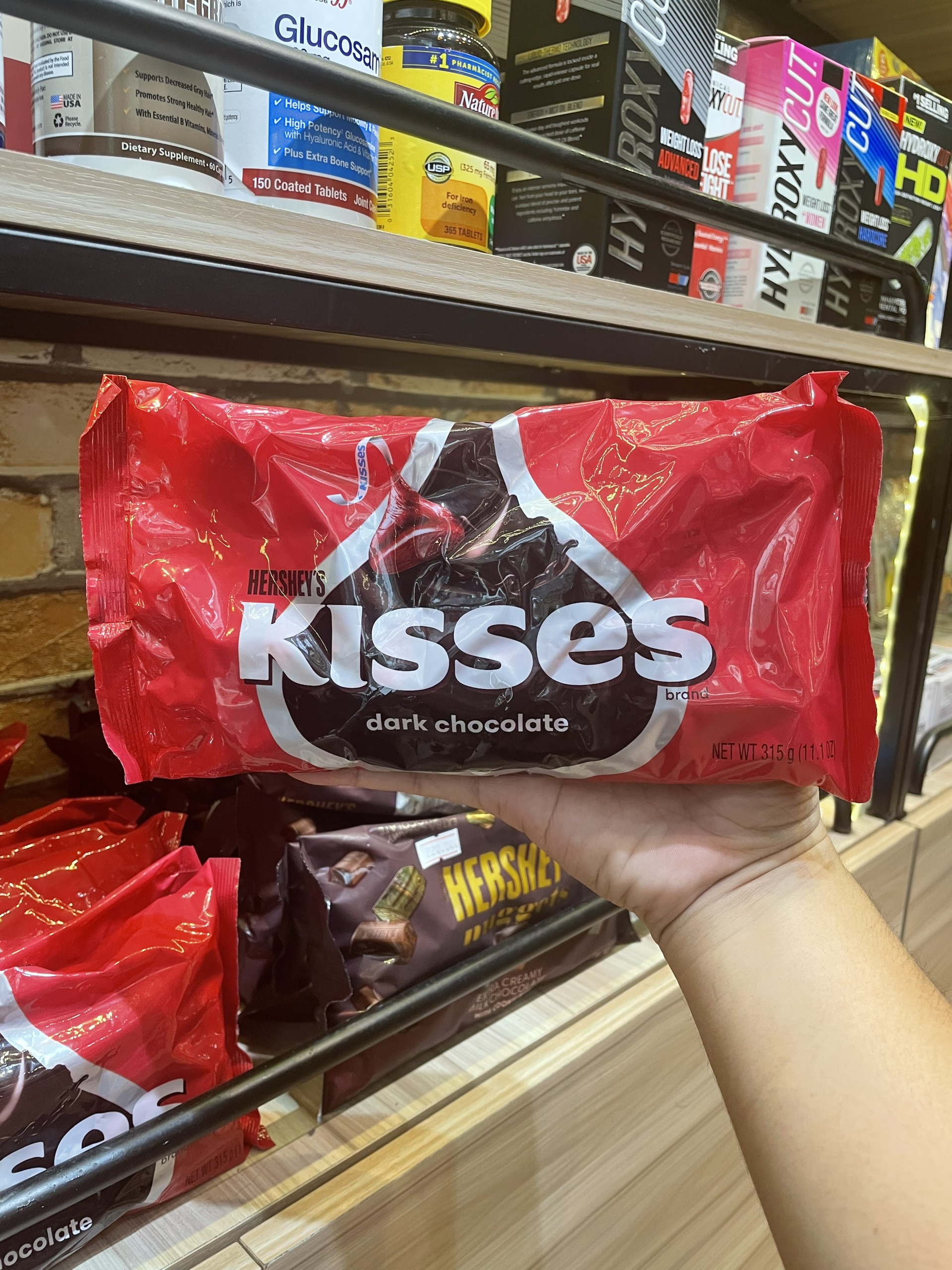 Socola Đắng Hershey s Kisses Dark Chocolate 315g