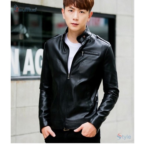 ÁO KHOÁC NAM DA TRƠN TÚI XẺ NGANG CÓ DÂY KÉO NHỎ CHẤT VẢI DÀY MỊN ĐỘ BỀN CAO KHÔNG DỄ TRẦY XƯỚC ( THUỘC DÒNG THỜI TRANG CAO CẤP) TP