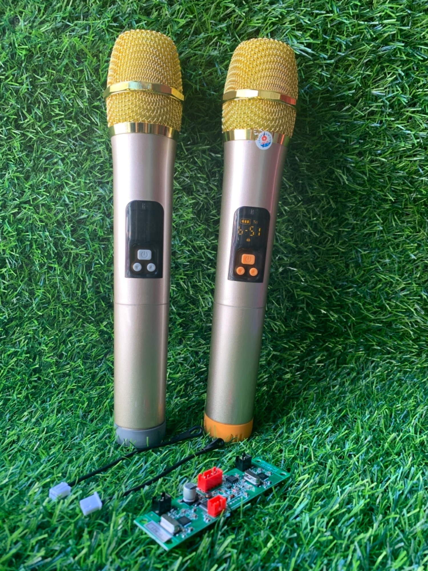 [SIÊU SALE] MICRO LOA KÉO UHF CHỈNH VOLUME PHIÊN BẢN NÂNG CẤP CỰC HAY
