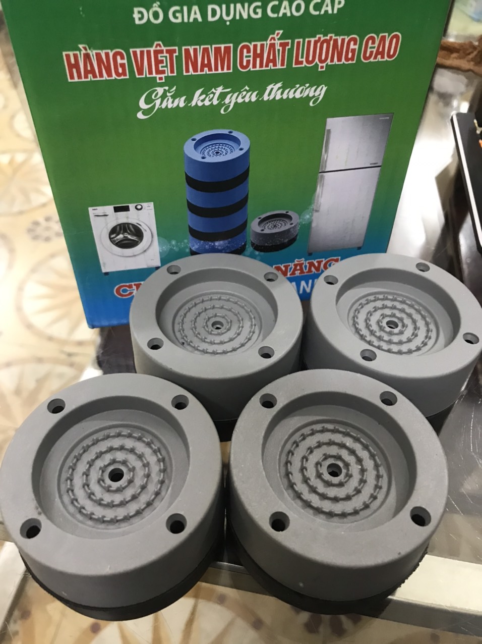 Bộ 4 miếng đệm chống rung cho máy giặt - chân kệ máy giặt máy lọc nước bàn ghế