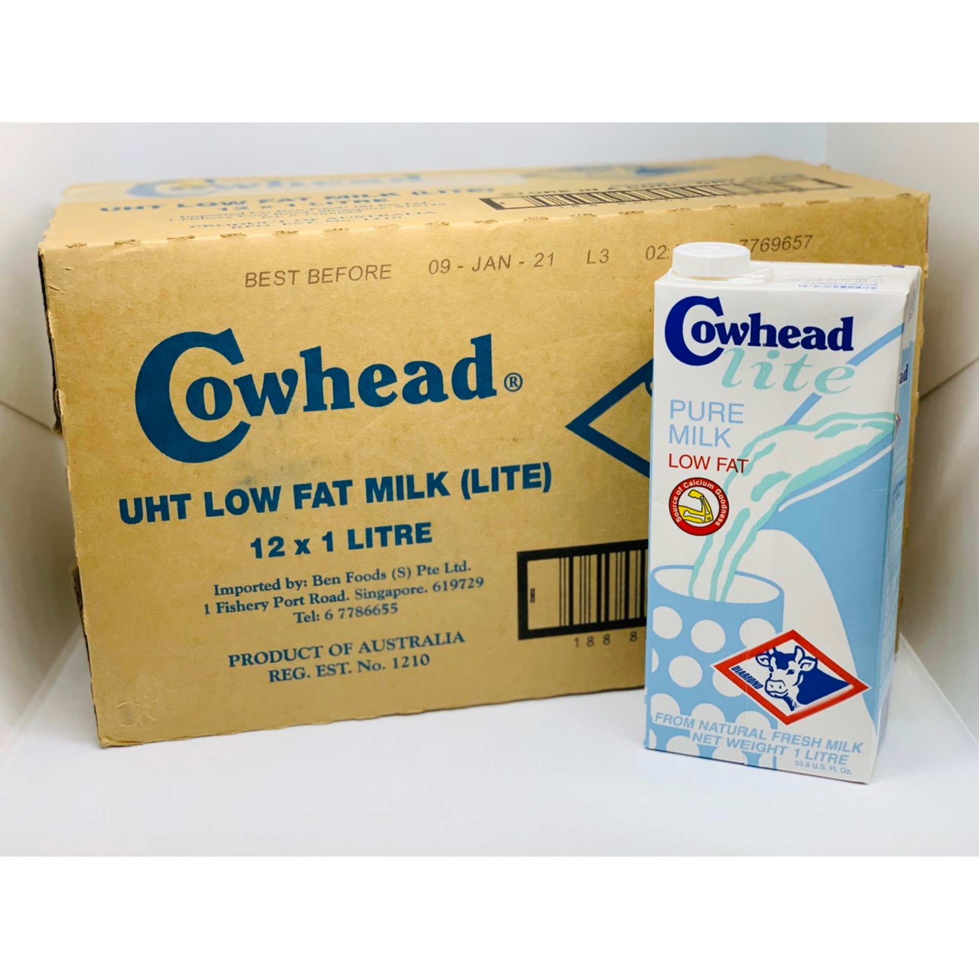 Sữa tươi tiệt trùng ít béo Cowhead hộp 1L