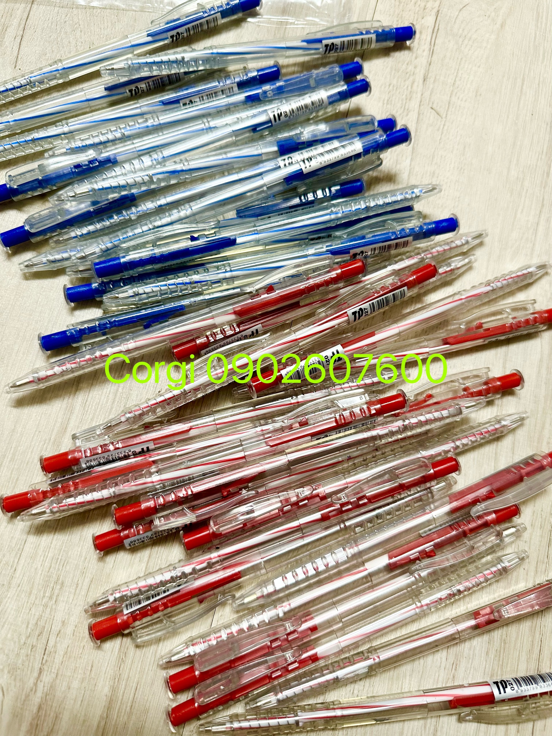 Bút bi giá rẻ tiện lợi - đồ dùng dạy học corgi