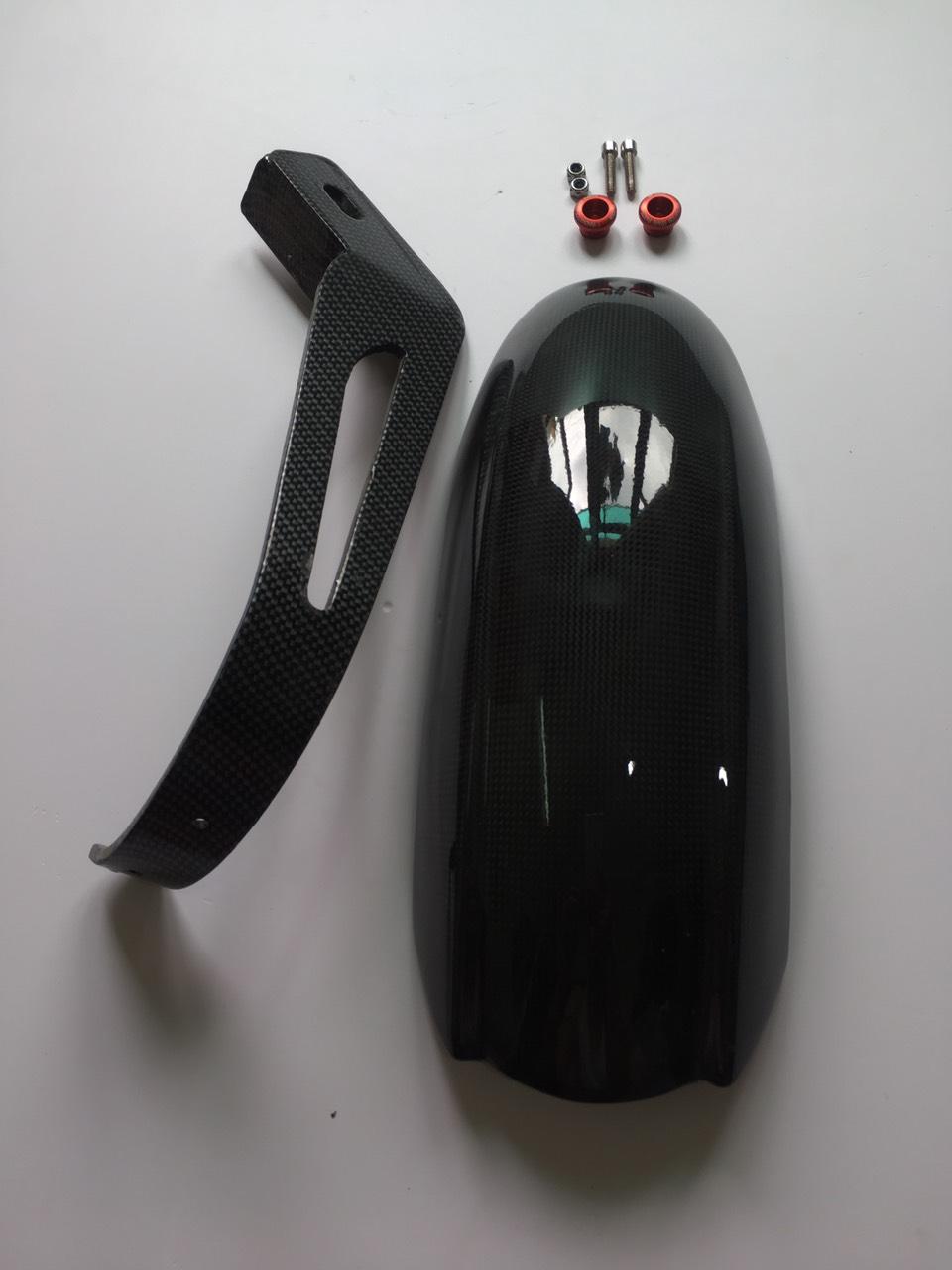 Chắn bùn ABM carbon cho xe exciter 150- winner
