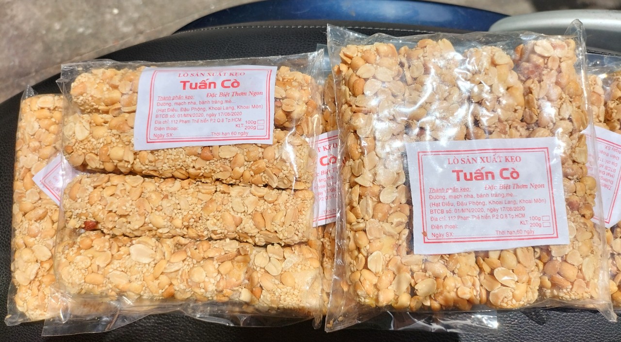 Combo 4 ống kẹo đậu phộng bánh quế ngon mê ly